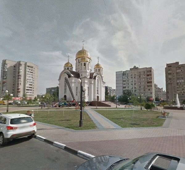 Банкомат Сбербанка России по адресу бул. Юности,  д. 5 Б